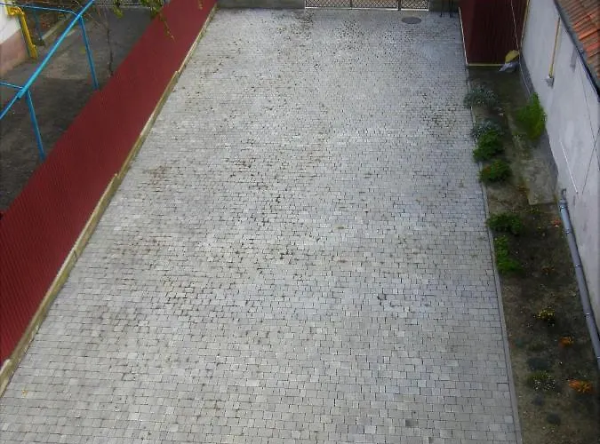 Oroszveg * Mukachevo